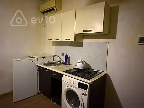 Kirayə verilir 1 otaqlı köhnə tikili 40 m² — Bakı, Yasamal 1 otaq 40.00 m²