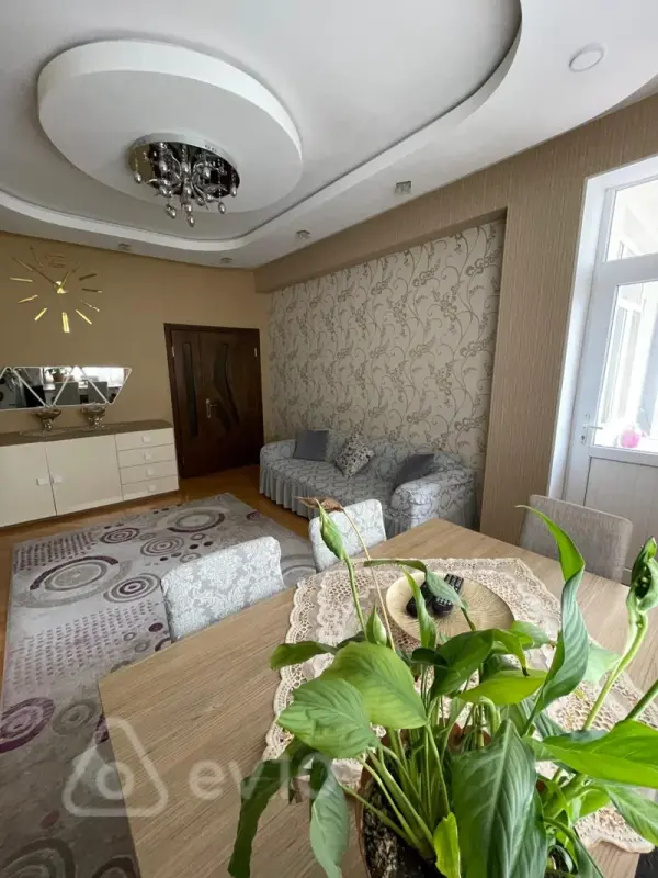 Satılır 3 otaqlı yeni tikili 107 m²
