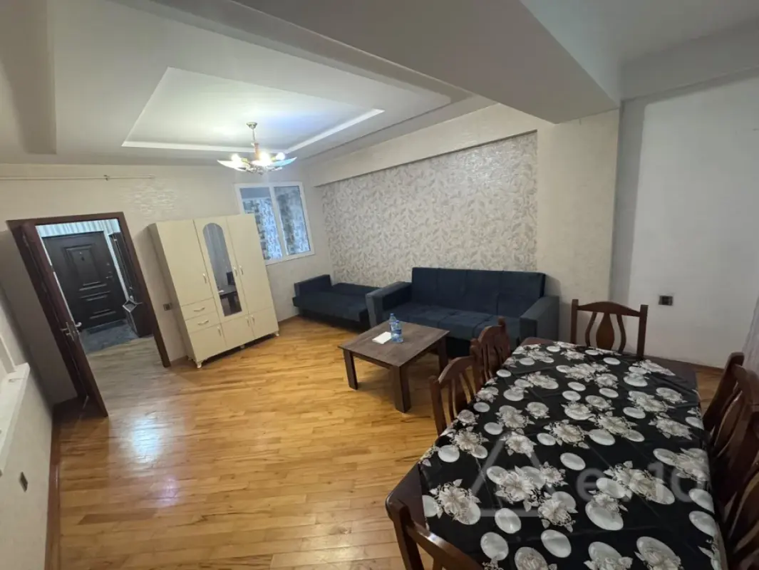Kirayə verilir 2 otaqlı yeni tikili 70 m²