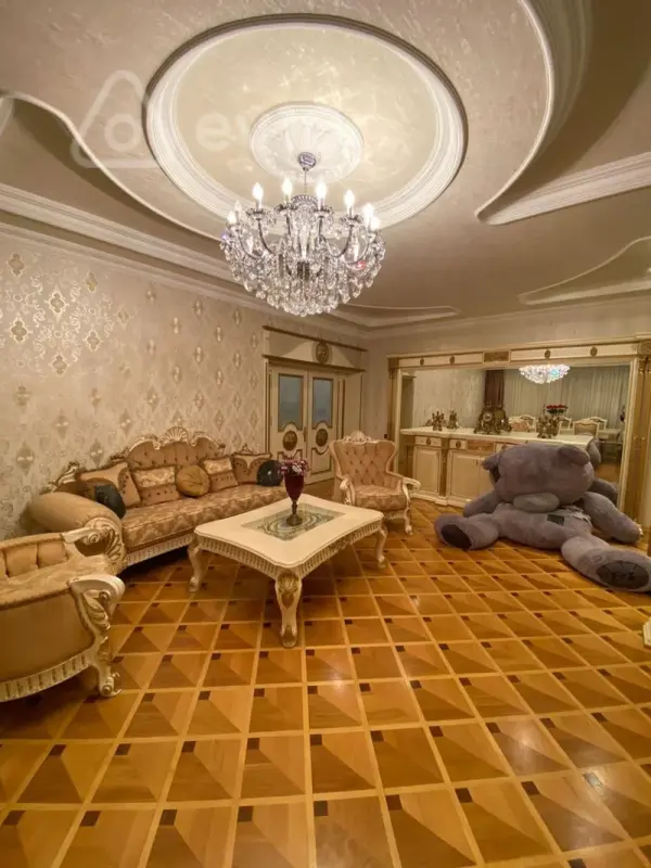 Satılır 4 otaqlı yeni tikili 192 m²