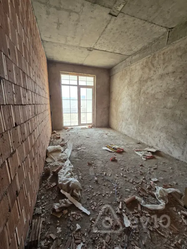 Satılır 2 otaqlı yeni tikili 72 m²