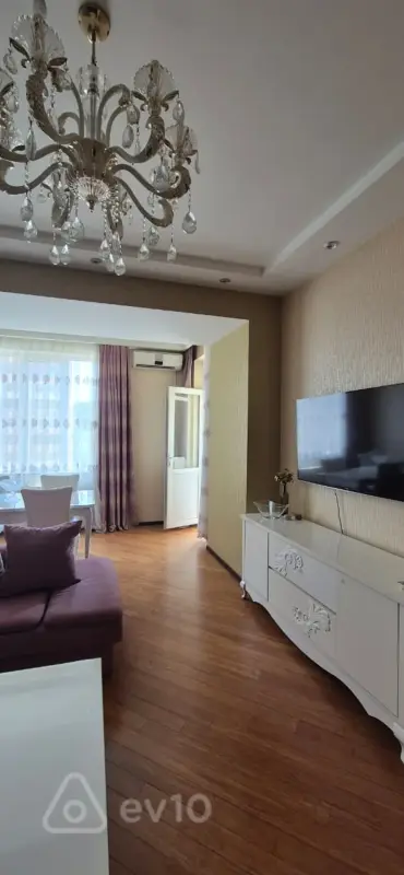Kirayə verilir 2 otaqlı yeni tikili 55 m²