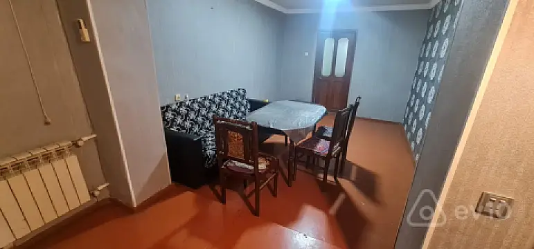 Kirayə verilir 3 otaqlı köhnə tikili 80 m² — Bakı, Nizami 3 otaq 80.00 m²