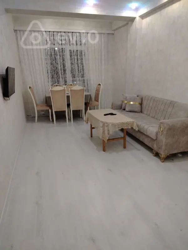 Kirayə verilir 2 otaqlı yeni tikili 60 m²