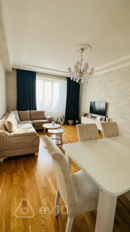 Satılır 3 otaqlı yeni tikili 110 m²