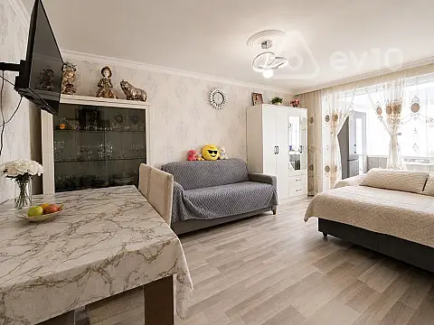 Satılır 2 otaqlı köhnə tikili 35 m² — Bakı, Nizami 2 otaq 35.00 m²