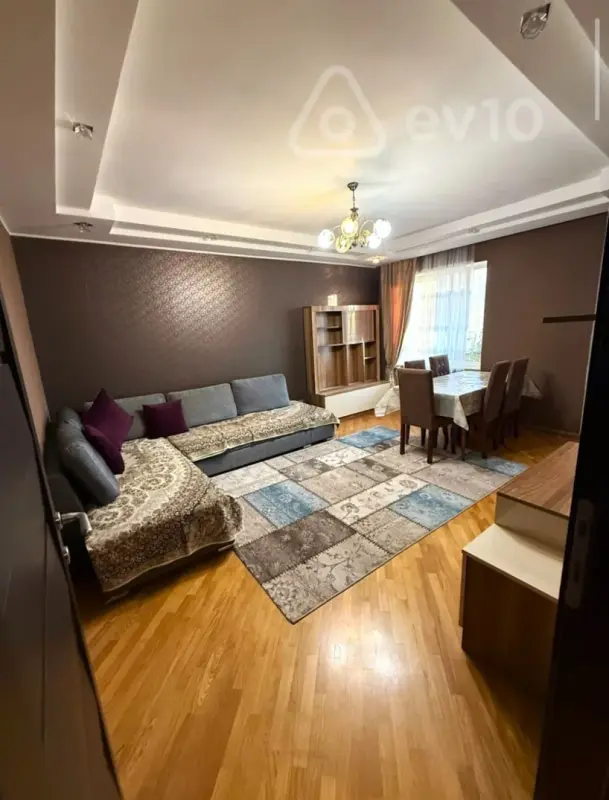 Kirayə verilir 3 otaqlı köhnə tikili 75 m²