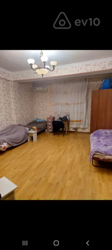 Kirayə verilir 2 otaqlı köhnə tikili 90 m²