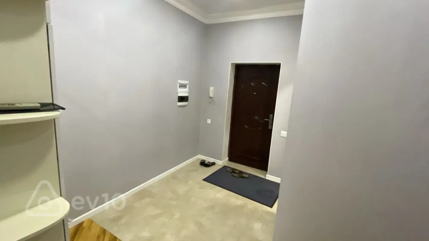 Kirayə verilir 2 otaqlı yeni tikili 115 m²