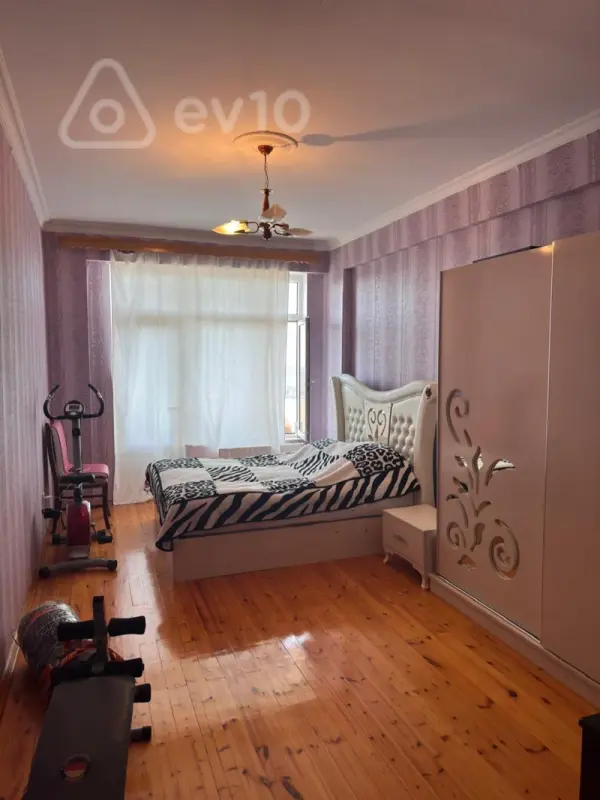 Satılır 3 otaqlı yeni tikili 145 m²