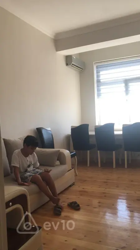 Kirayə verilir 3 otaqlı yeni tikili 80 m²