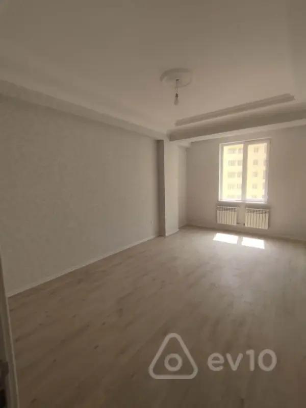 Satılır 2 otaqlı yeni tikili 60 m²