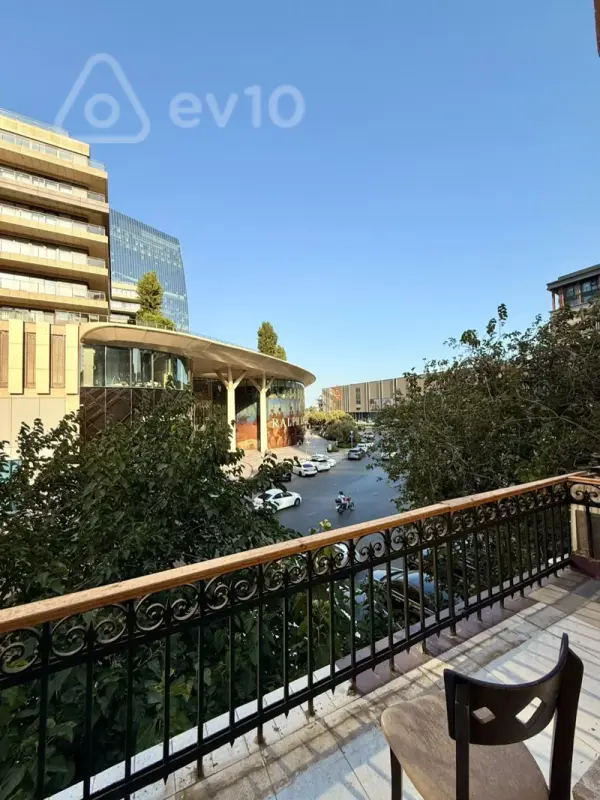 Kirayə verilir 1 otaqlı köhnə tikili 45 m²