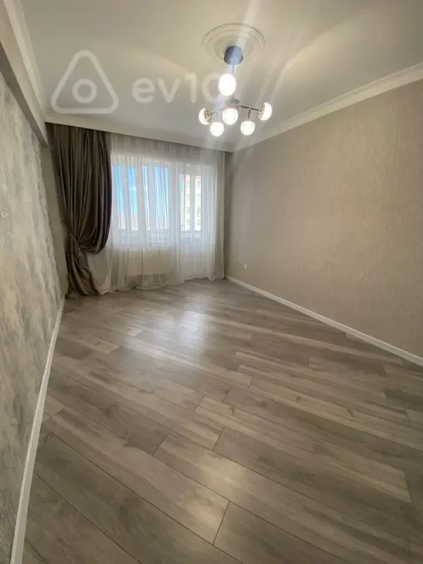 Satılır 2 otaqlı yeni tikili 62 m²