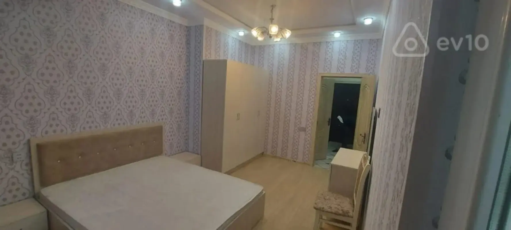 Kirayə verilir 2 otaqlı yeni tikili 67 m²