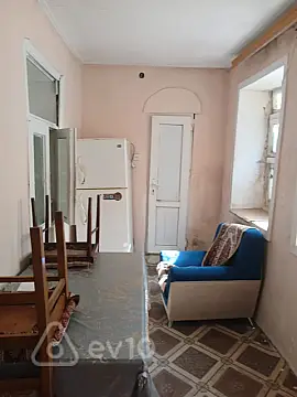 Kirayə verilir 1 otaqlı həyət evi 30 m² — Bakı, Nəsimi 1 otaq 30.00 m²