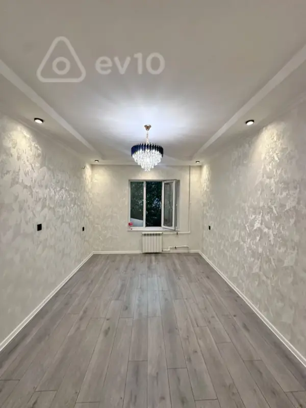Satılır 3 otaqlı köhnə tikili 70 m²