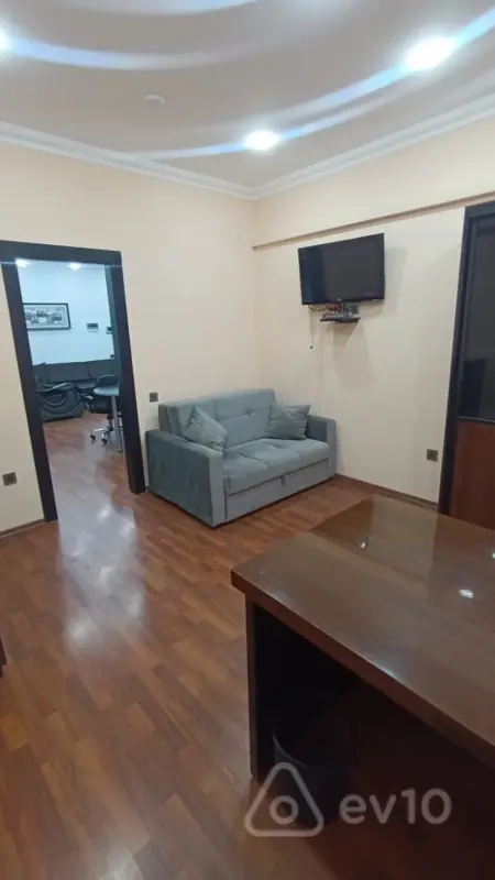 Satılır 3 otaqlı yeni tikili 120 m²