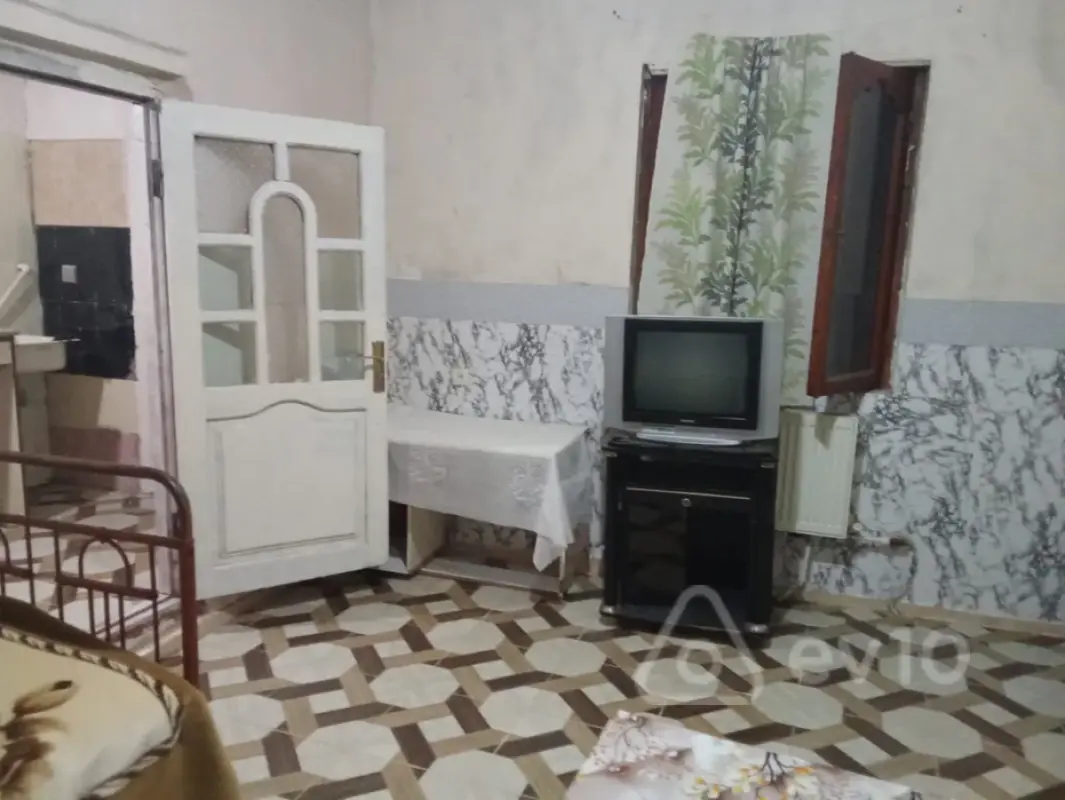 Kirayə verilir 1 otaqlı həyət evi 25 m²