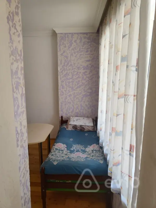 Kirayə verilir 2 otaqlı həyət evi 50 m²