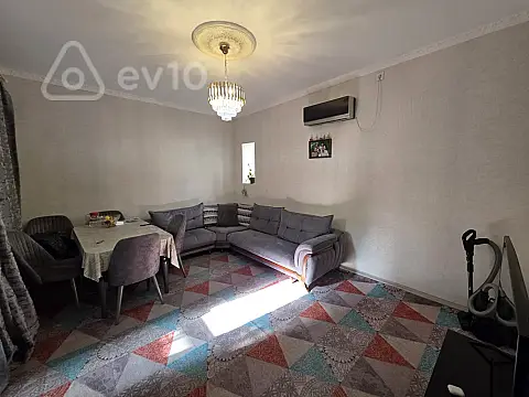 Satılır 2 otaqlı köhnə tikili 33 m² — Bakı, Nəsimi 2 otaq 33.00 m²