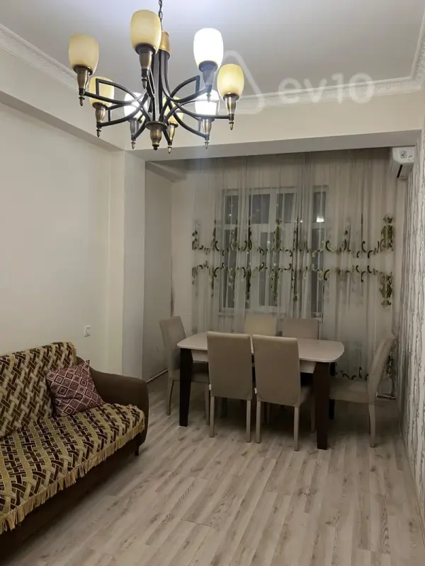 Kirayə verilir 2 otaqlı yeni tikili 50 m²