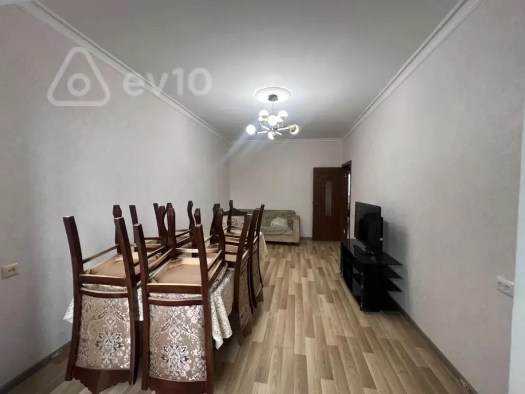Satılır 3 otaqlı köhnə tikili 85 m²