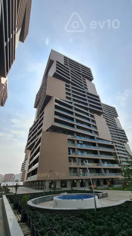 Satılır 2 otaqlı yeni tikili 107 m²