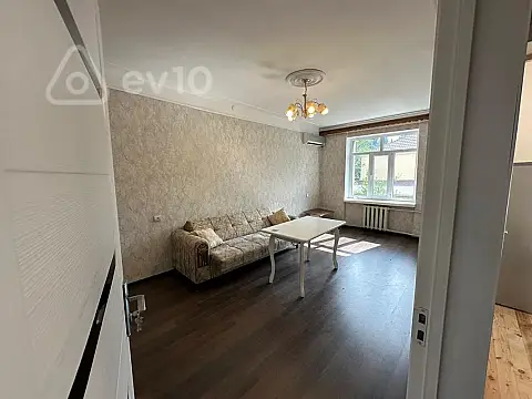 Kirayə verilir 2 otaqlı köhnə tikili 70 m² — Bakı, Xətai 2 otaq 70.00 m²
