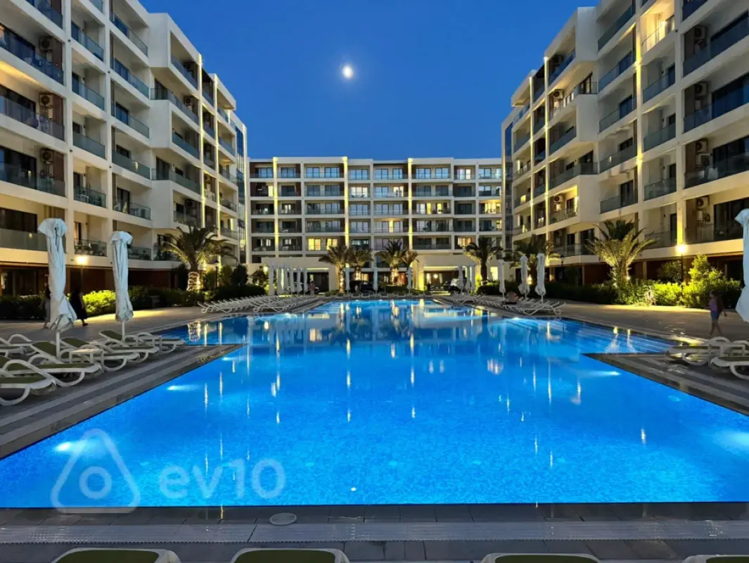 Satılır 3 otaqlı yeni tikili 140 m²