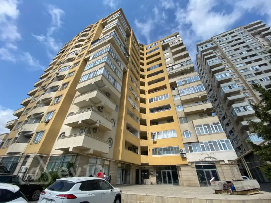 Satılır 2 otaqlı yeni tikili 113 m²