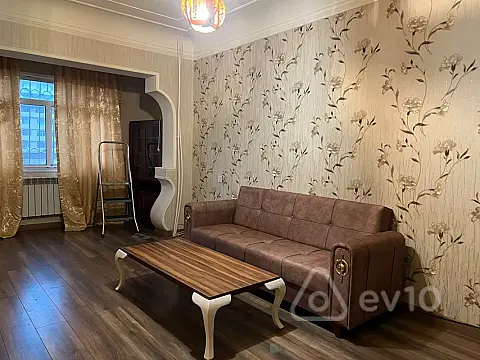 Kirayə verilir 2 otaqlı köhnə tikili 60 m² — Bakı, Nizami 2 otaq 60.00 m²