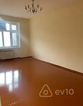 Satılır 2 otaqlı köhnə tikili 75 m² — Bakı, Binəqədi 2 otaq 75.00 m²