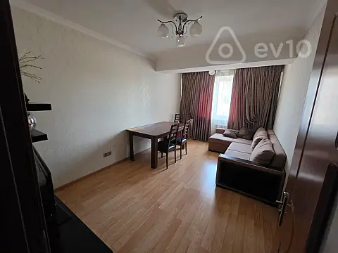 Satılır 3 otaqlı köhnə tikili 102 m² — Bakı, Yasamal 3 otaq 102.00 m²