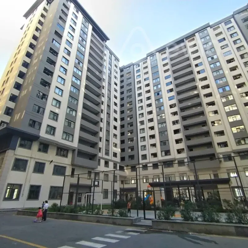 Satılır 2 otaqlı yeni tikili 70 m²