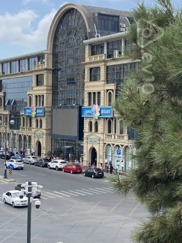 Satılır 3 otaqlı köhnə tikili 80 m²