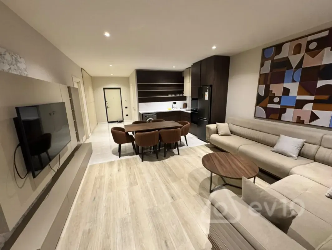 Satılır 2 otaqlı yeni tikili 98.9 m²