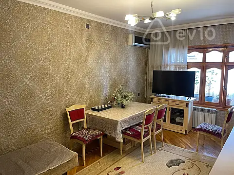 Satılır 3 otaqlı köhnə tikili 85 m² — Bakı, Xətai 3 otaq 85.00 m²