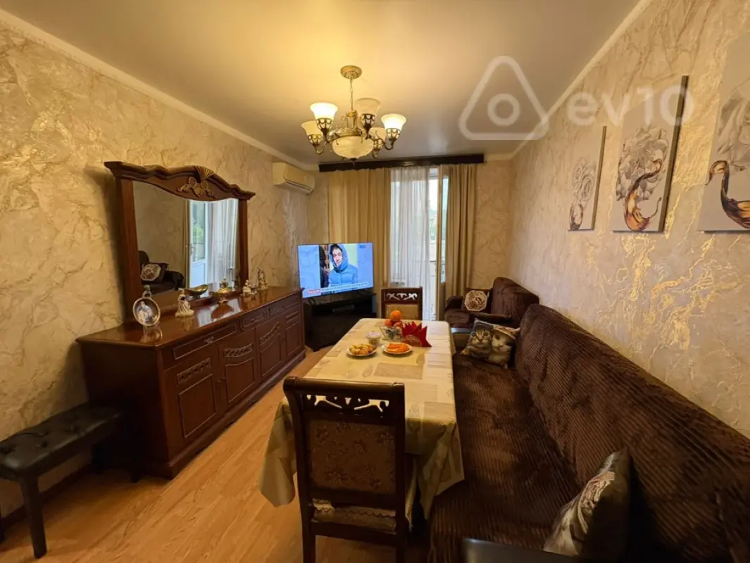 Satılır 3 otaqlı köhnə tikili 63 m²