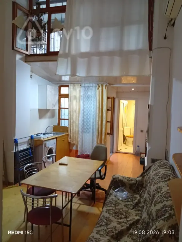 Kirayə verilir 2 otaqlı köhnə tikili 55 m²
