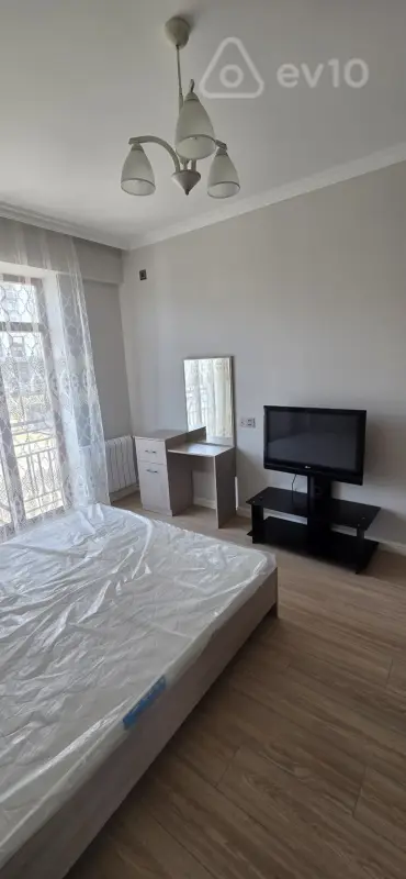 Kirayə verilir 1 otaqlı yeni tikili 40 m²