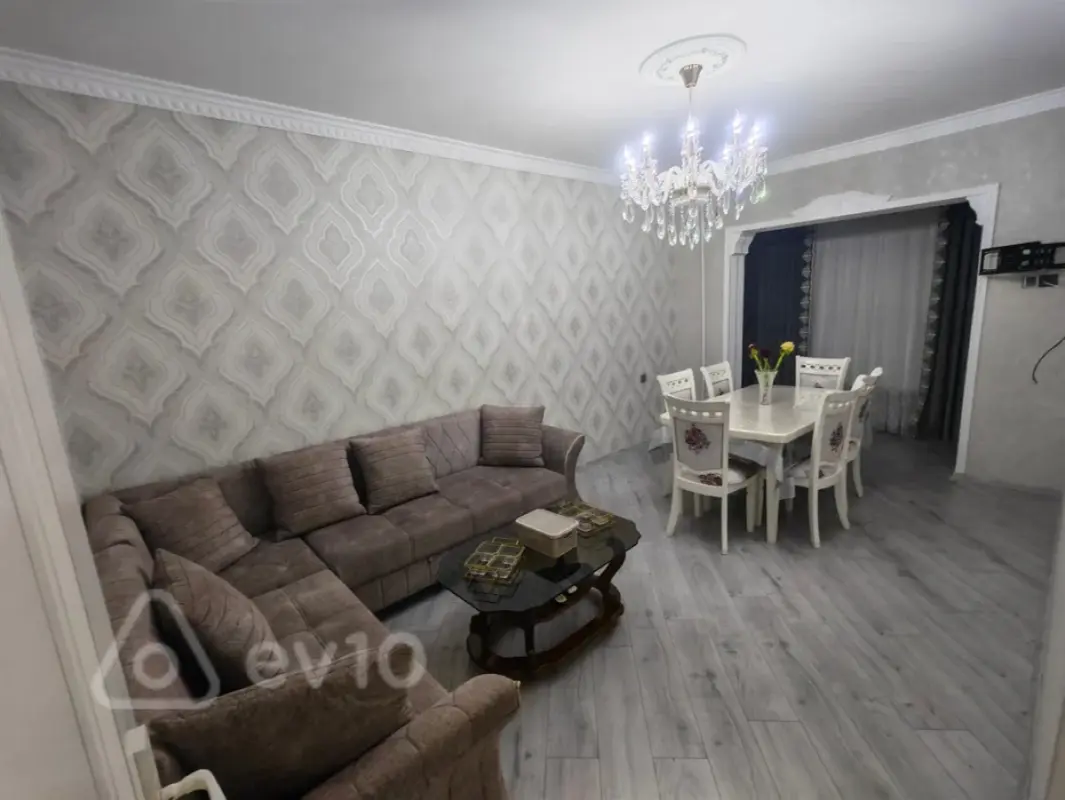 Satılır 3 otaqlı köhnə tikili 78 m²