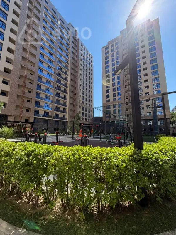 Satılır 2 otaqlı yeni tikili 94 m²