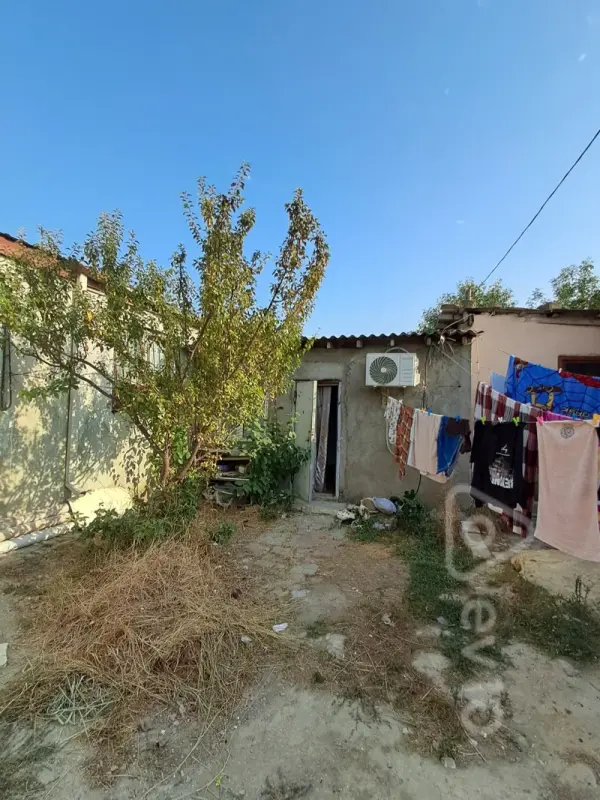 Satılır 2 otaqlı həyət evi 45 m²