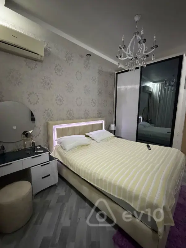 Kirayə verilir 3 otaqlı yeni tikili 87 m²