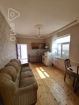 Kirayə verilir 2 otaqlı həyət evi 50 m² — Xırdalan 2 otaq 50.00 m²