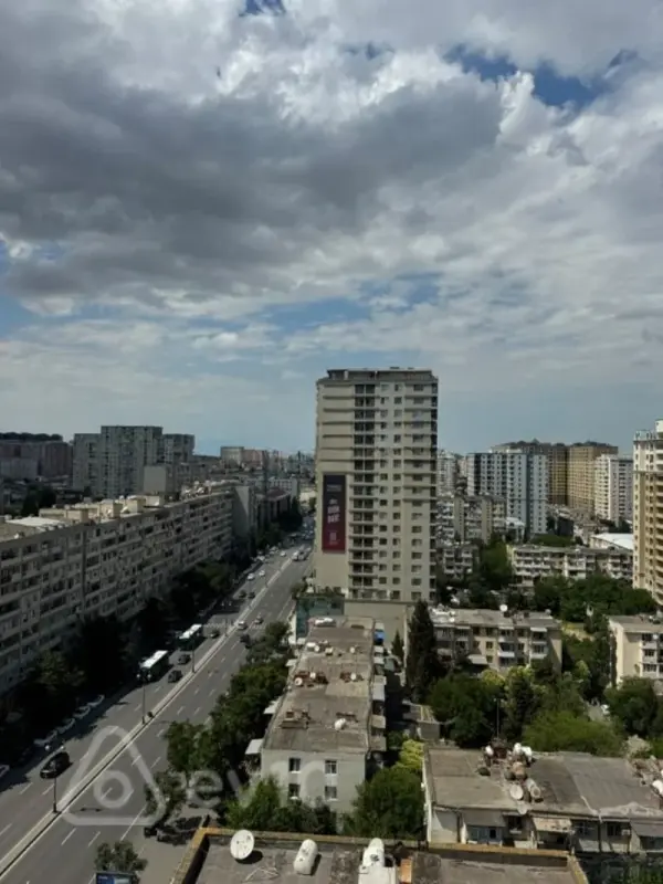 Satılır 3 otaqlı yeni tikili 145 m²