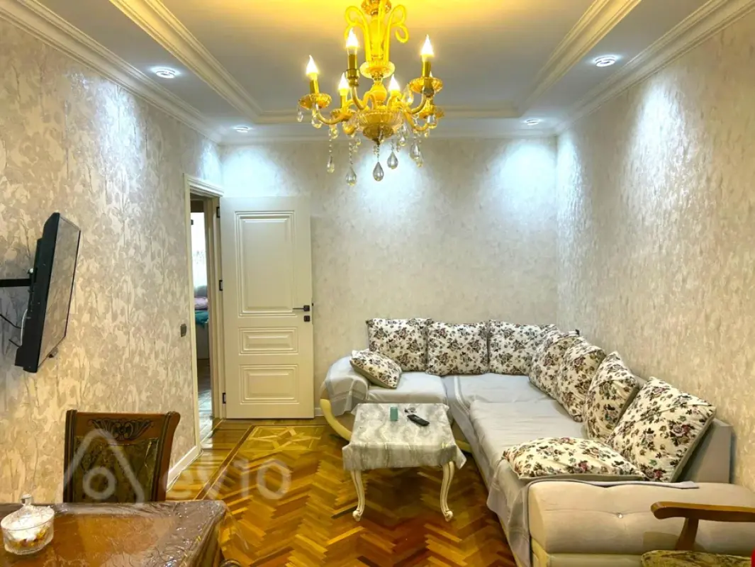 Satılır 3 otaqlı köhnə tikili 70 m²