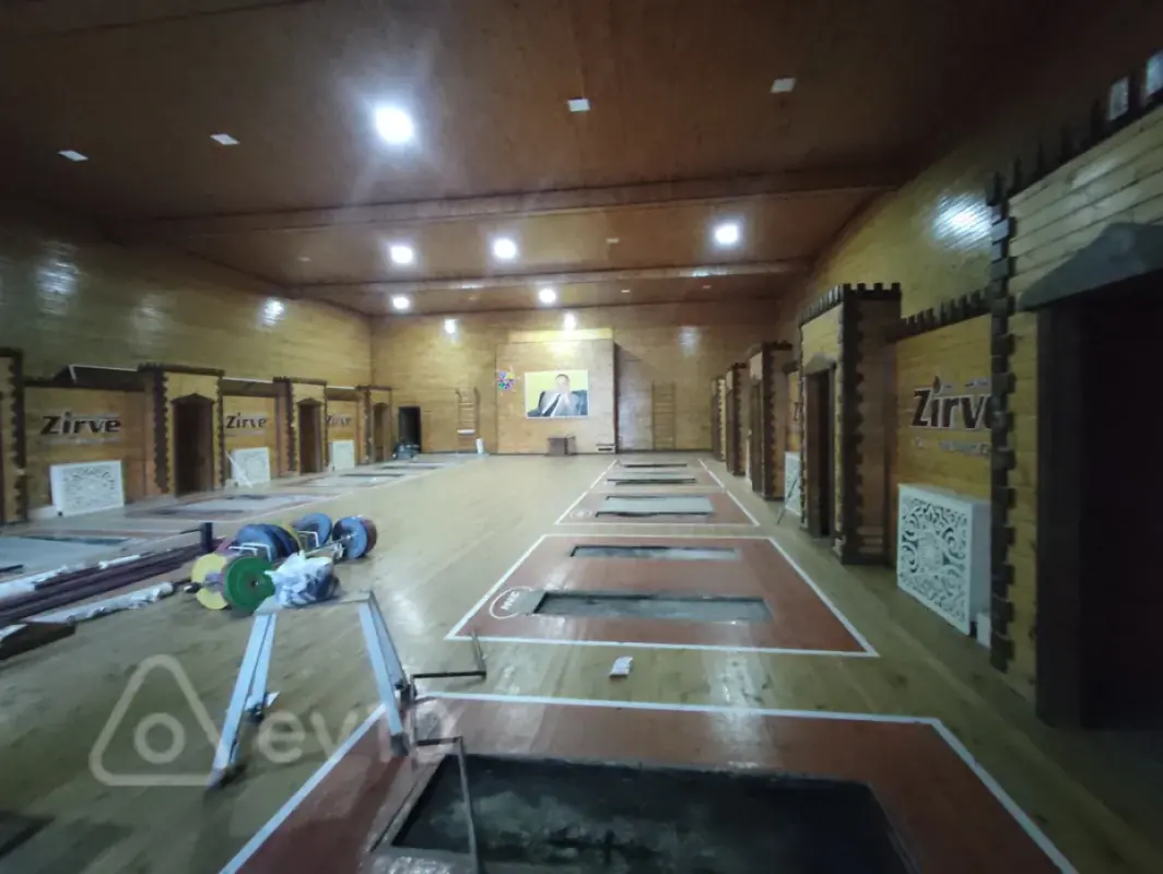 Kirayə verilir mənzil 600 m²