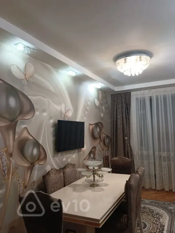Satılır 2 otaqlı yeni tikili 50 m²
